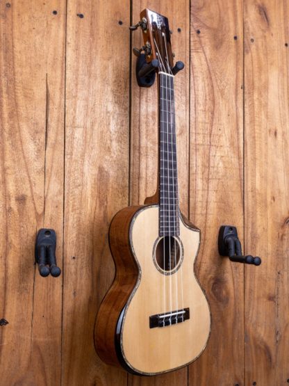 Tenor Ukulele - Engelmann Spruce/Mahogany